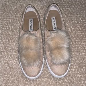 Steve Madden Pom Sneakers